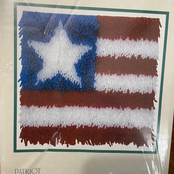 WonderArt Caron American Flag Latch hook Kit New Art# 4700 Made in USA - Picture 2 of 8